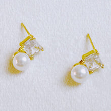 Load image into Gallery viewer, Lovely Pearl Duo Stud Earrings Set Of 2
