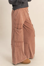 Load image into Gallery viewer, Cargo Sweatpants
