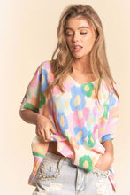 Load image into Gallery viewer, Flower V-Neck
