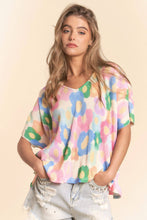 Load image into Gallery viewer, Flower V-Neck
