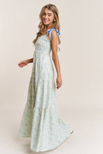 Load image into Gallery viewer, Blue Floral Maxi Dress
